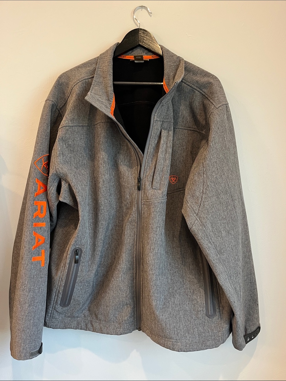 Ariat men’s XXL softshell